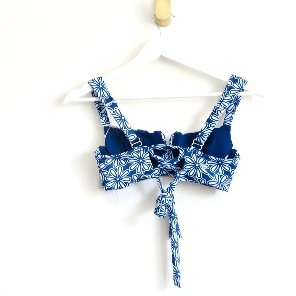 NEW! Kenny Flowers The Todos Santos V Underwire Bikini Top Floral Blue SZ S